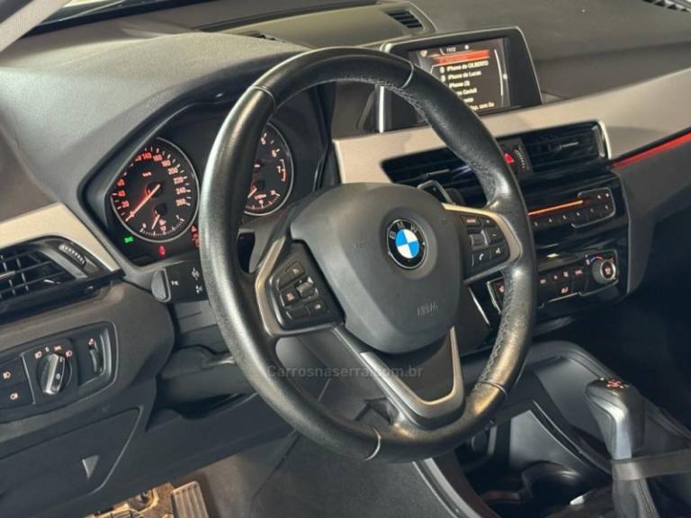 BMW - X1 - 2017/2018 - Branca - R$ 144.900,00