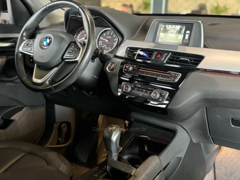 BMW - X1 - 2017/2018 - Branca - R$ 144.900,00