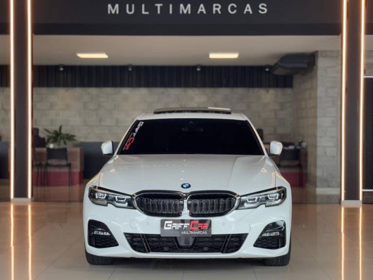 BMW - 320I - 2022/2022 - Branca - R$ 265.900,00