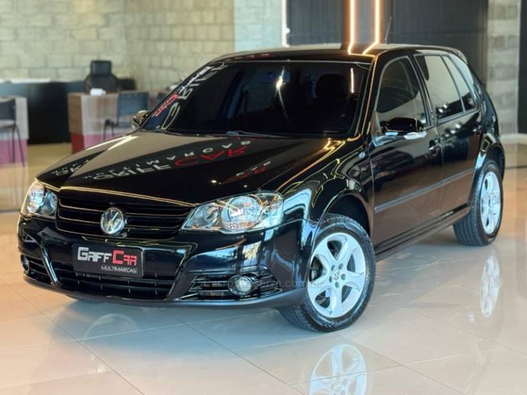 VOLKSWAGEN - GOLF - 2008/2008 - Preta - R$ 42.900,00