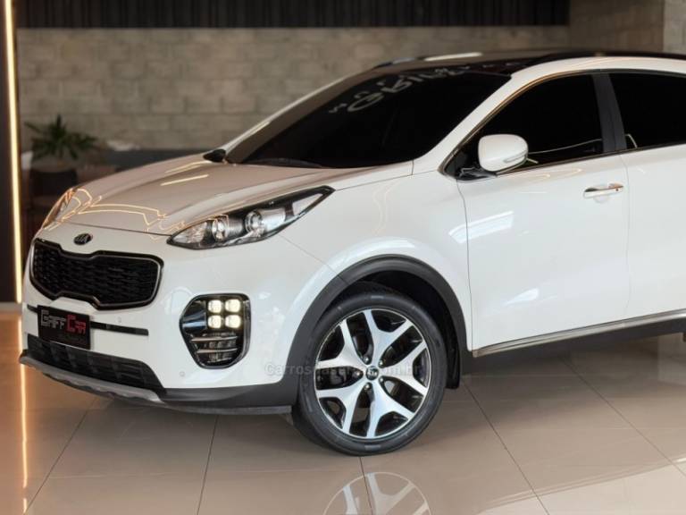 KIA MOTORS - SPORTAGE - 2018/2018 - Branca - R$ 124.900,00