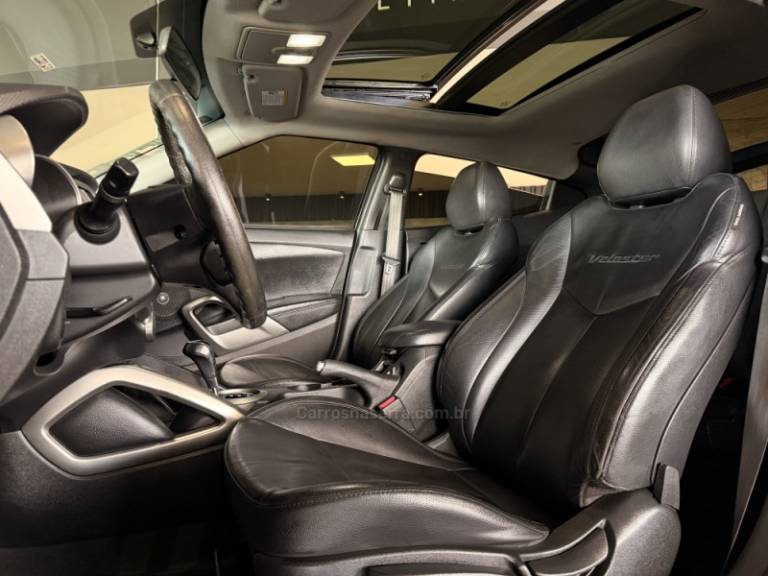 HYUNDAI - VELOSTER - 2012/2013 - Preta - R$ 64.900,00