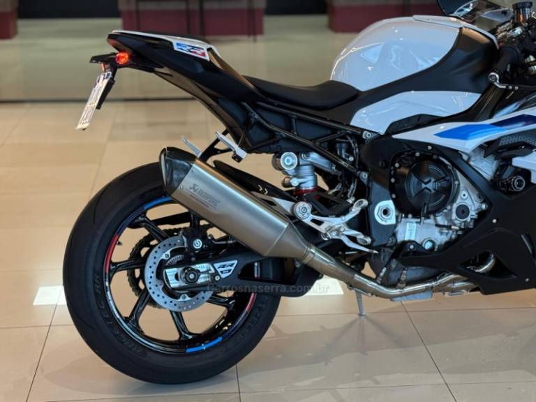 BMW - S 1000 - 2024/2024 - Branca - R$ 145.900,00