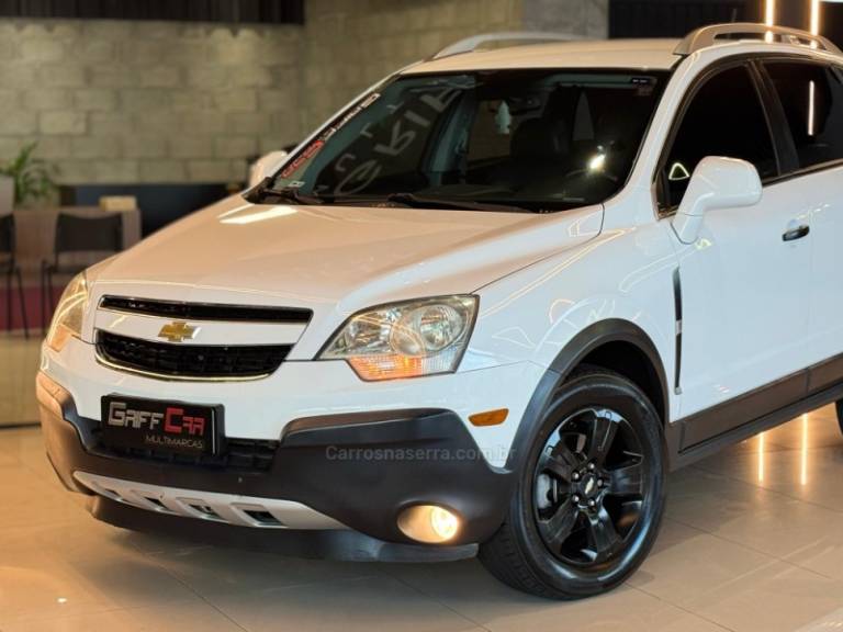 CHEVROLET - CAPTIVA - 2012/2013 - Branca - R$ 49.900,00