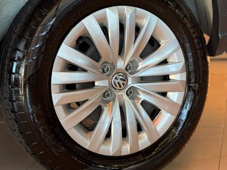 VOLKSWAGEN - SAVEIRO - 2023/2023 - Branca - R$ 74.900,00