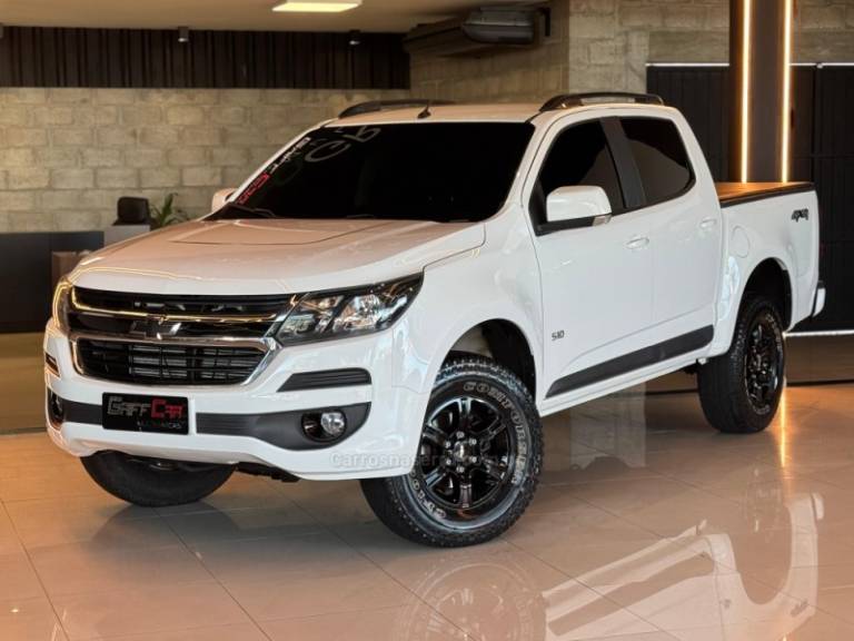CHEVROLET - S10 - 2017/2018 - Branca - R$ 124.900,00