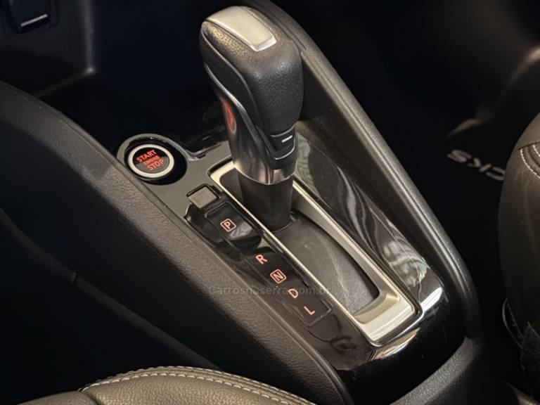 NISSAN - KICKS - 2019/2020 - Marrom - R$ 86.900,00