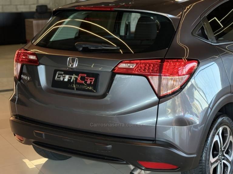 HONDA - HR-V - 2018/2018 - Cinza - R$ 94.900,00