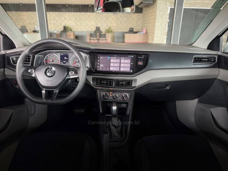 VOLKSWAGEN - VIRTUS - 2021/2022 - Branca - R$ 91.900,00