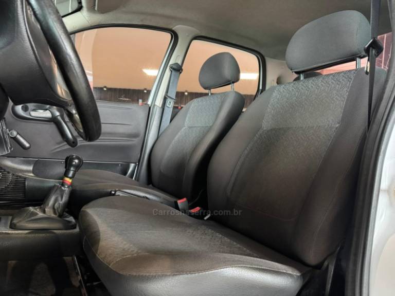 CHEVROLET - CLASSIC - 2007/2007 - Branca - R$ 17.500,00