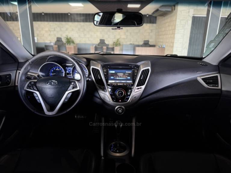 HYUNDAI - VELOSTER - 2012/2013 - Preta - R$ 64.900,00