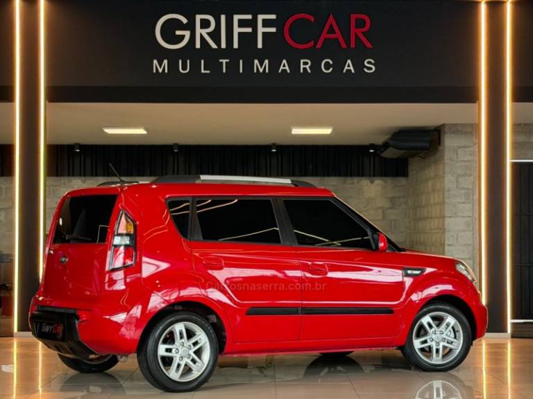 KIA MOTORS - SOUL - 2009/2010 - Vermelha - R$ 44.900,00