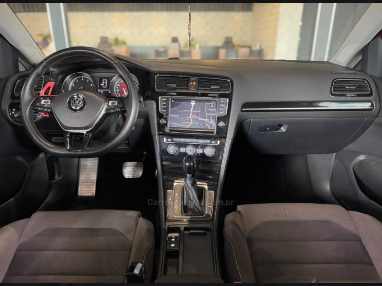 VOLKSWAGEN - GOLF - 2014/2014 - Vermelha - R$ 89.900,00