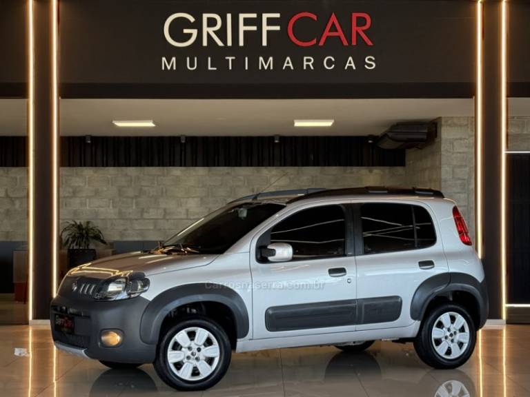 FIAT - UNO - 2014/2014 - Prata - R$ 39.900,00