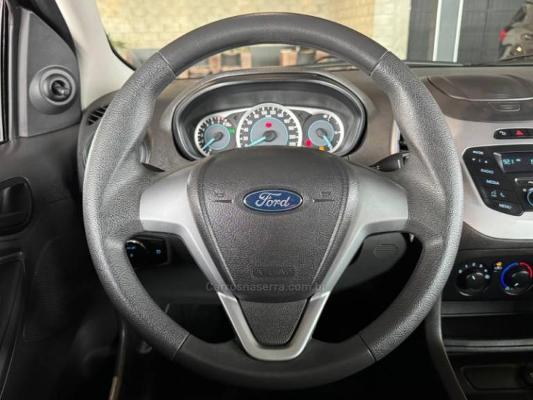 FORD - KA - 2018/2018 - Preta - R$ 45.900,00