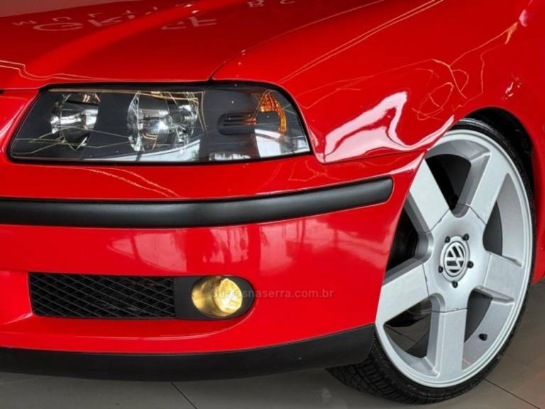 VOLKSWAGEN - SAVEIRO - 2000/2001 - Vermelha - R$ 69.900,00