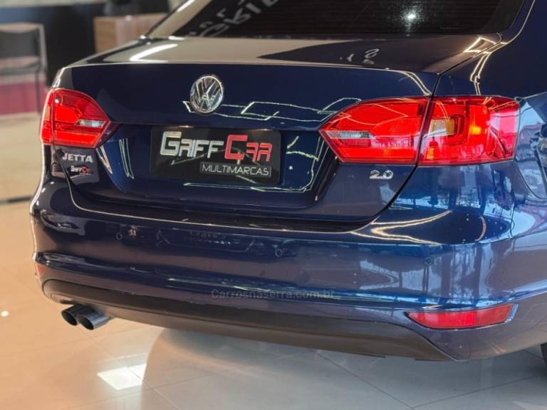 VOLKSWAGEN - JETTA - 2011/2012 - Azul - R$ 61.900,00