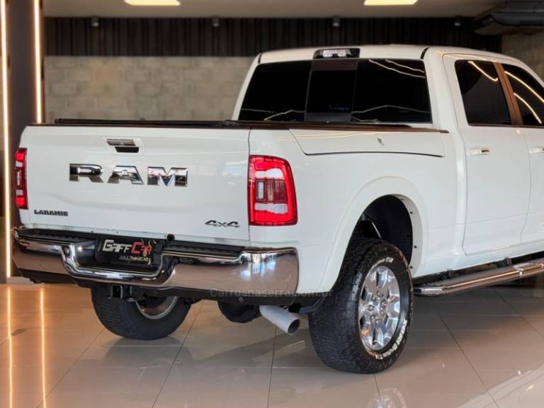 RAM - 3500 LARAMIE - 2022/2022 - Branca - R$ 399.900,00