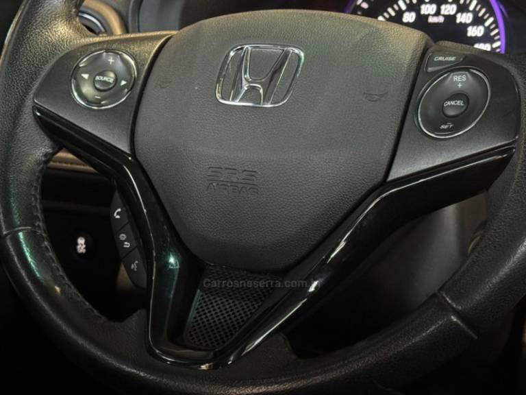 HONDA - HR-V - 2018/2019 - Branca - R$ 109.900,00