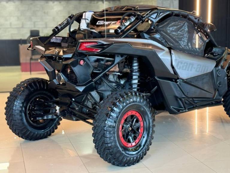 CAN-AM - MAVERICK XRS - 2018/2018 - Cinza - R$ 149.900,00