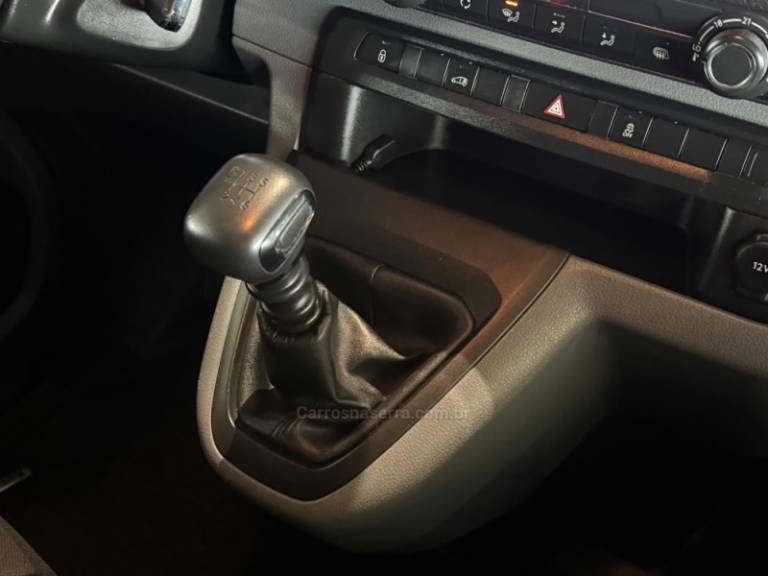 PEUGEOT - EXPERT - 2021/2022 - Branca - R$ 134.900,00