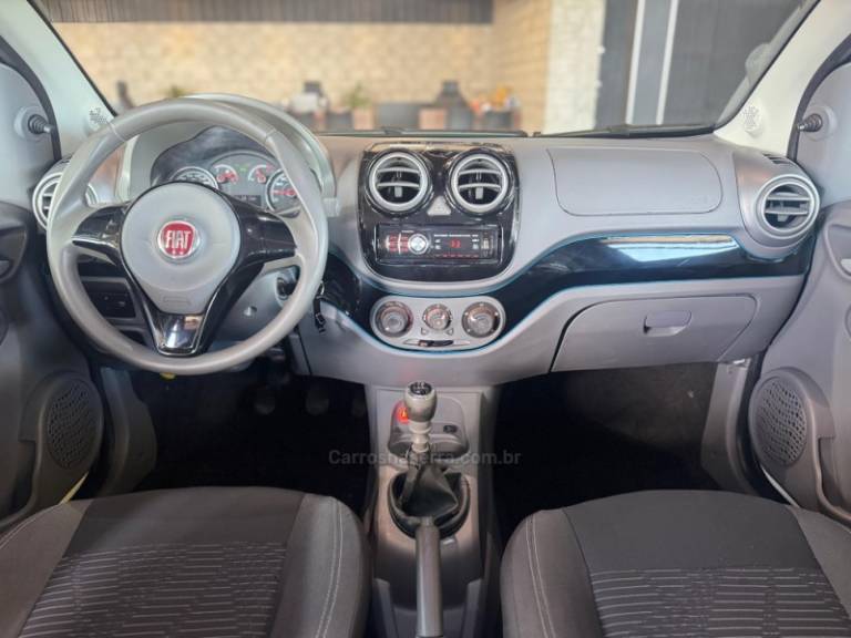 FIAT - PALIO - 2012/2013 - Branca - R$ 39.900,00