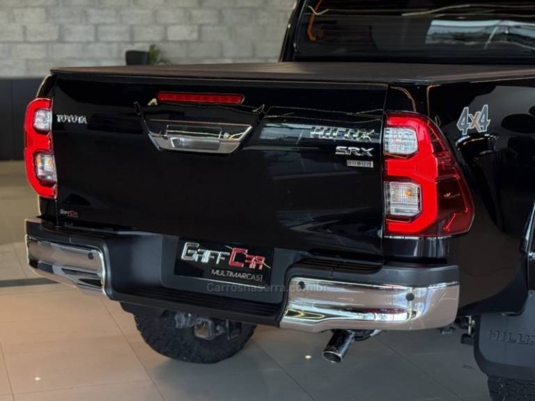 TOYOTA - HILUX - 2024/2024 - Preta - R$ 311.900,00