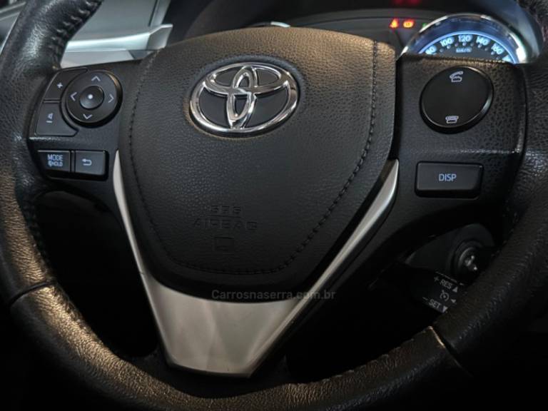 TOYOTA - COROLLA - 2015/2015 - Preta - R$ 87.900,00