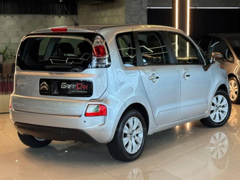 CITROËN - C3 PICASSO - 2011/2012 - Prata - R$ 35.900,00