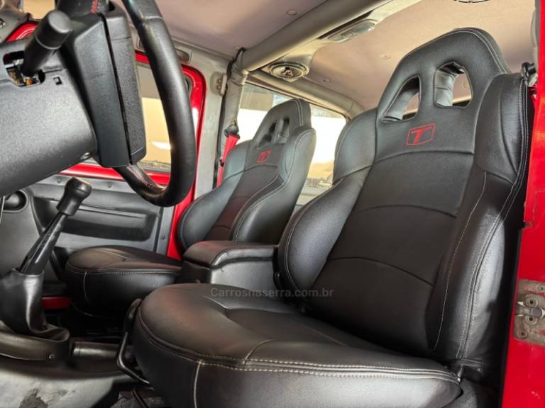 TROLLER - T4 - 2009/2010 - Vermelha - R$ 99.900,00