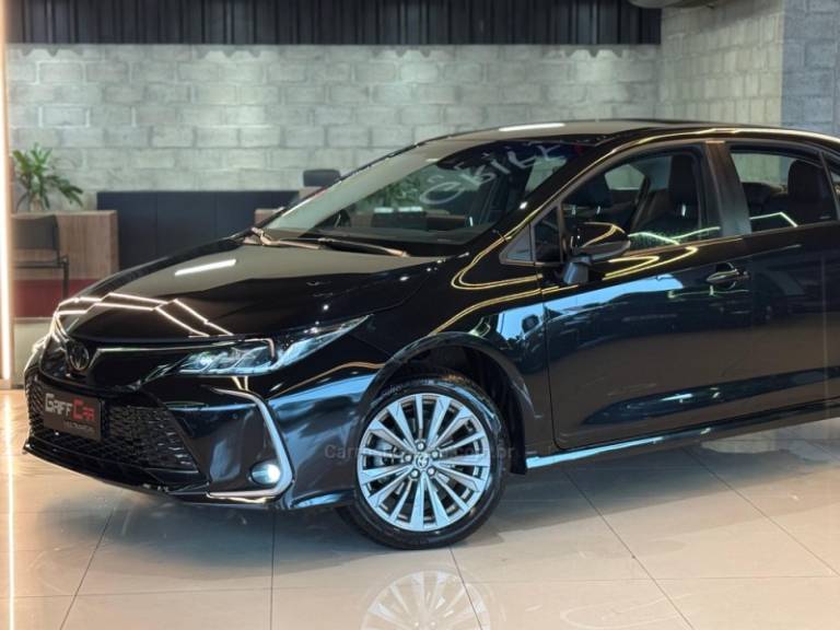 TOYOTA - COROLLA - 2024/2024 - Preta - R$ 152.900,00