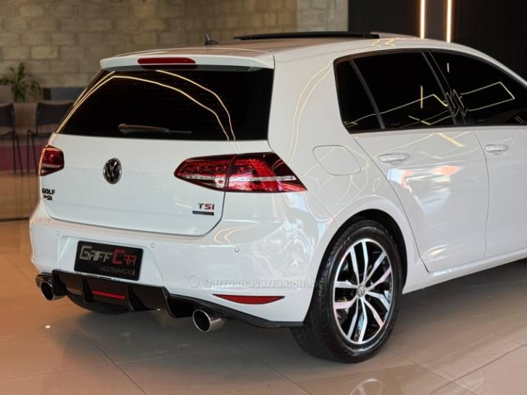 VOLKSWAGEN - GOLF - 2014/2014 - Branca - R$ 89.900,00