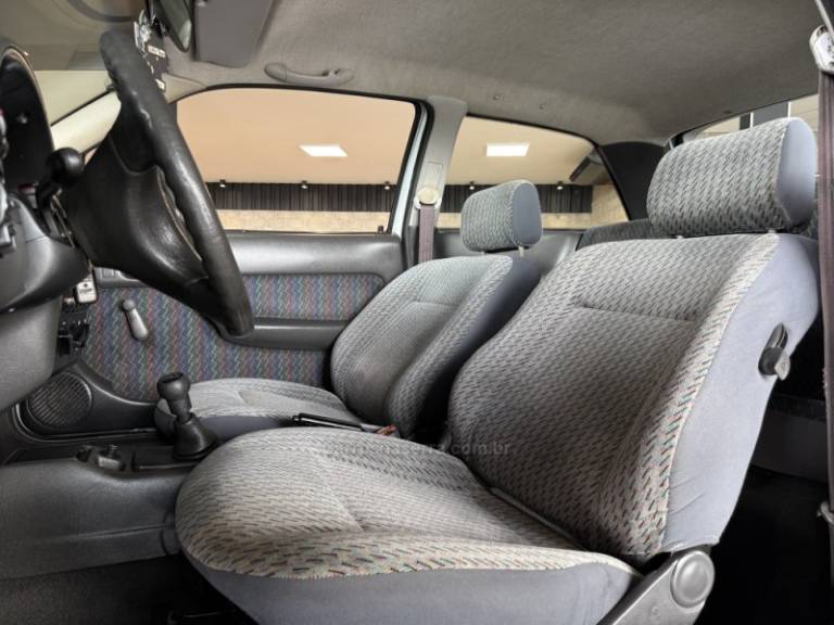 VOLKSWAGEN - GOL - 1996/1996 - Prata - R$ 27.900,00