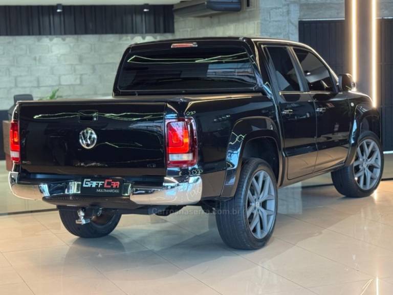 VOLKSWAGEN - AMAROK - 2017/2018 - Preta - R$ 144.900,00