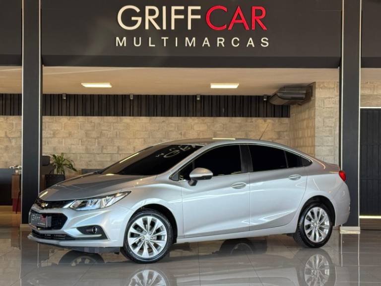 CHEVROLET - CRUZE - 2018/2019 - Prata - R$ 89.900,00