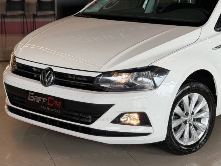 VOLKSWAGEN - VIRTUS - 2021/2022 - Branca - R$ 91.900,00