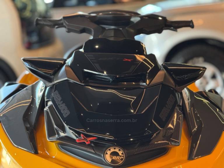 SEADOO - JET SKI - 2021/2022 - Amarela - R$ 139.900,00