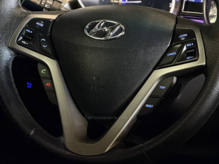 HYUNDAI - VELOSTER - 2012/2013 - Preta - R$ 64.900,00