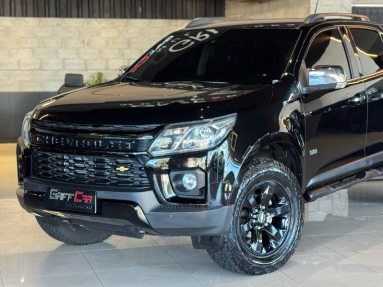 CHEVROLET - S10 - 2021/2022 - Preta - R$ 203.900,00