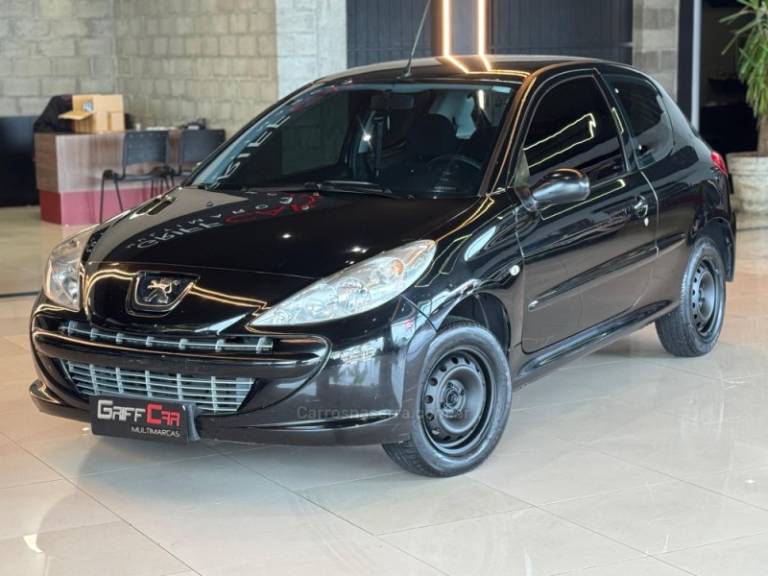 PEUGEOT - 207 - 2011/2012 - Preta - R$ 16.900,00