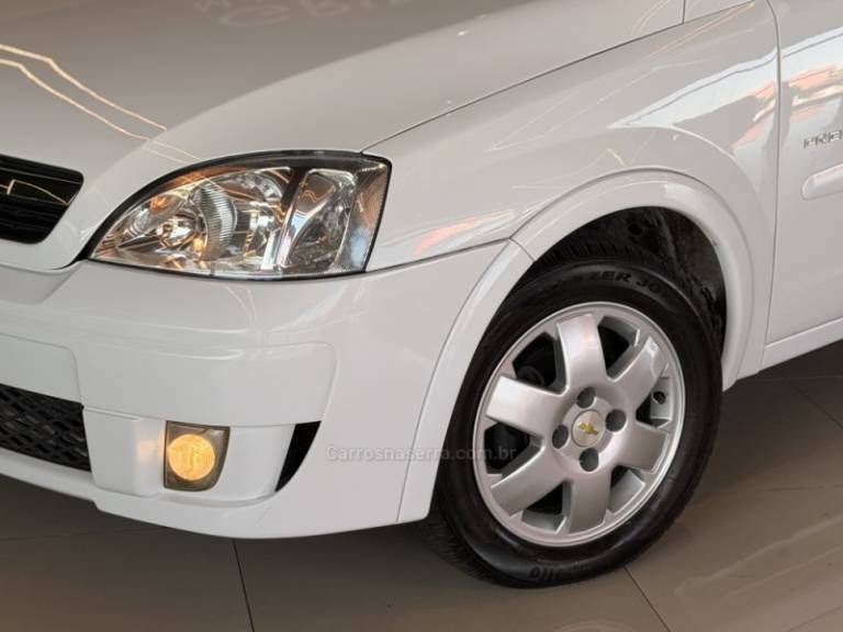 CHEVROLET - CORSA - 2007/2008 - Branca - R$ 36.900,00