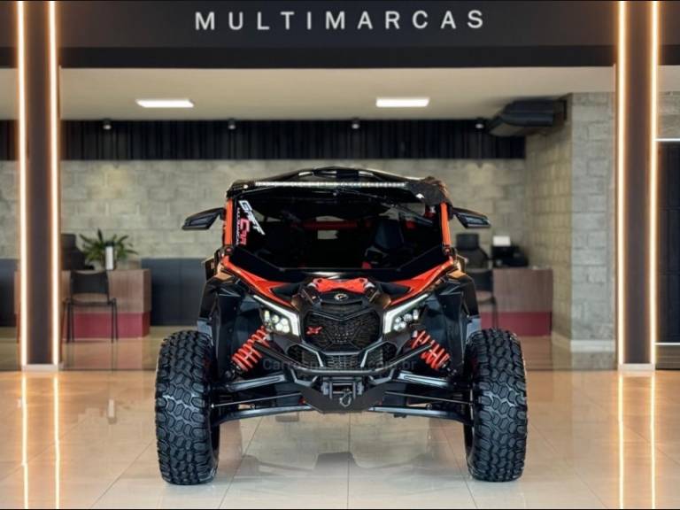 CAN-AM - MAVERICK XRS - 2018/2018 - Laranja - R$ 149.900,00