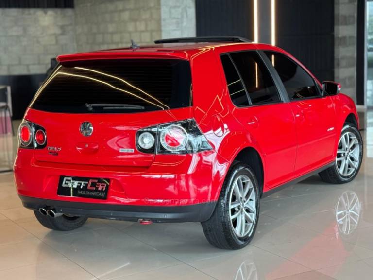 VOLKSWAGEN - GOLF - 2011/2012 - Vermelha - R$ 59.900,00