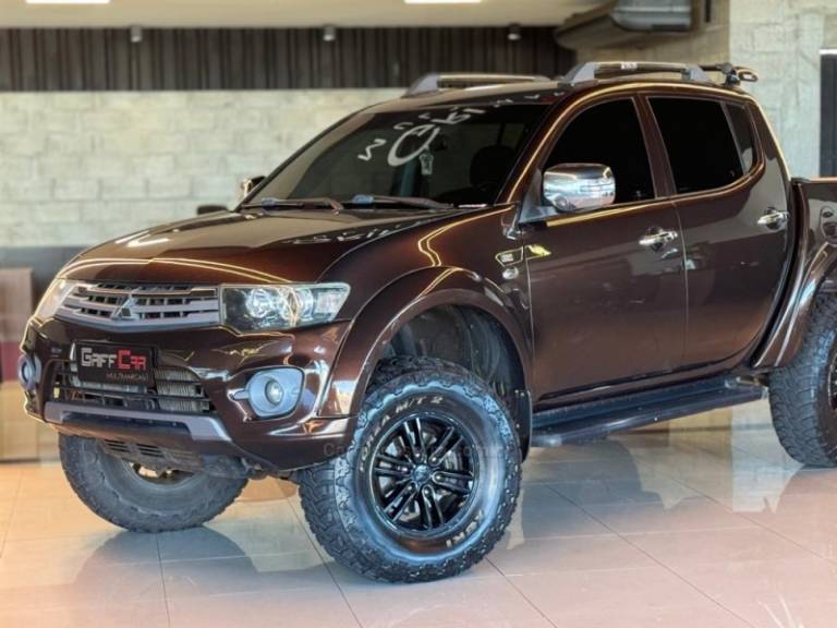 MITSUBISHI - L200 TRITON - 2014/2015 - Marrom - R$ 134.900,00