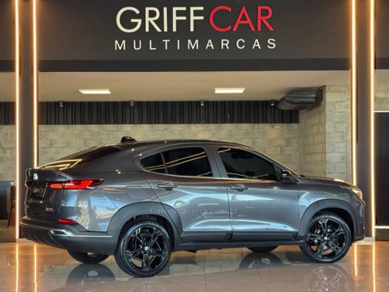 FIAT - FASTBACK - 2022/2023 - Cinza - R$ 118.900,00