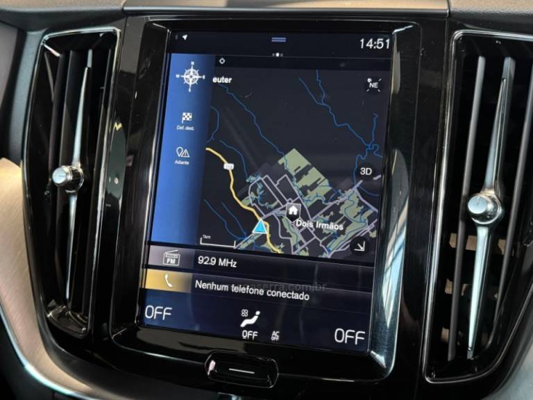 VOLVO - XC60 - 2019/2020 - Preta - R$ 189.900,00