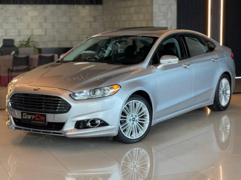 FORD - FUSION - 2013/2014 - Prata - R$ 76.900,00