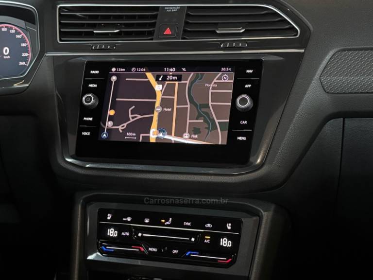 VOLKSWAGEN - TIGUAN - 2024/2024 - Preta - R$ 246.900,00