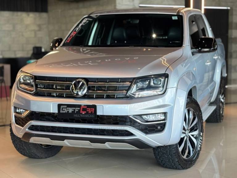 VOLKSWAGEN - AMAROK - 2018/2019 - Cinza - R$ 179.900,00