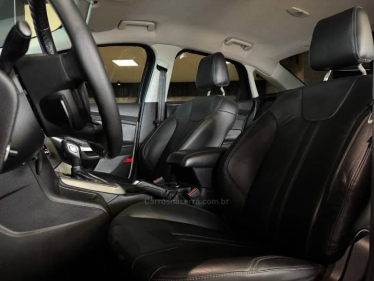FORD - FOCUS - 2014/2014 - Prata - R$ 54.900,00